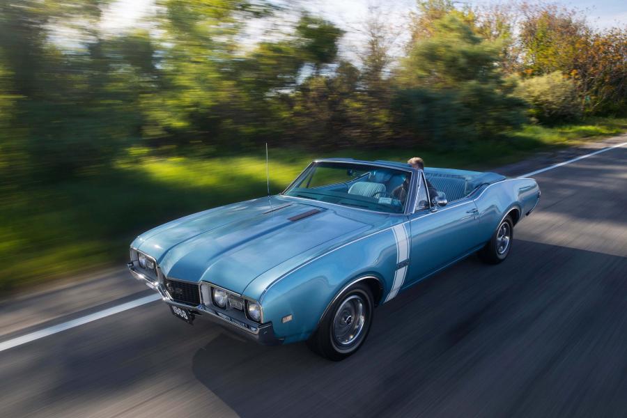  Oldsmobile 442 Convertible (4467) 1968 года  (фото 11 из 34)